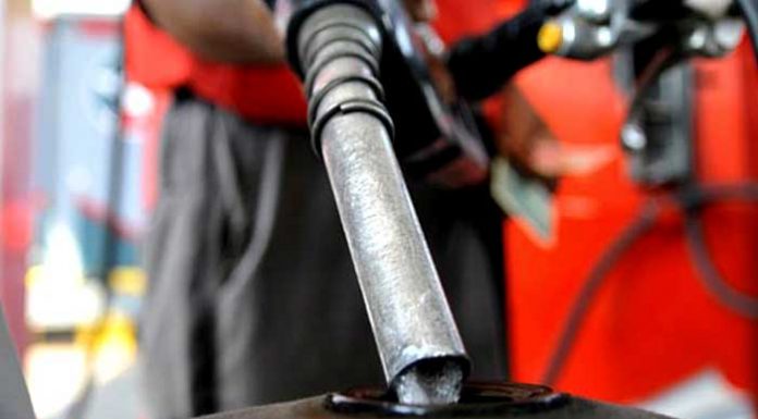 Petrol prices in Pakistan to stay unaffected in May