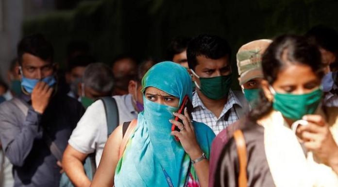 India reports around 393,000 new coronavirus cases today